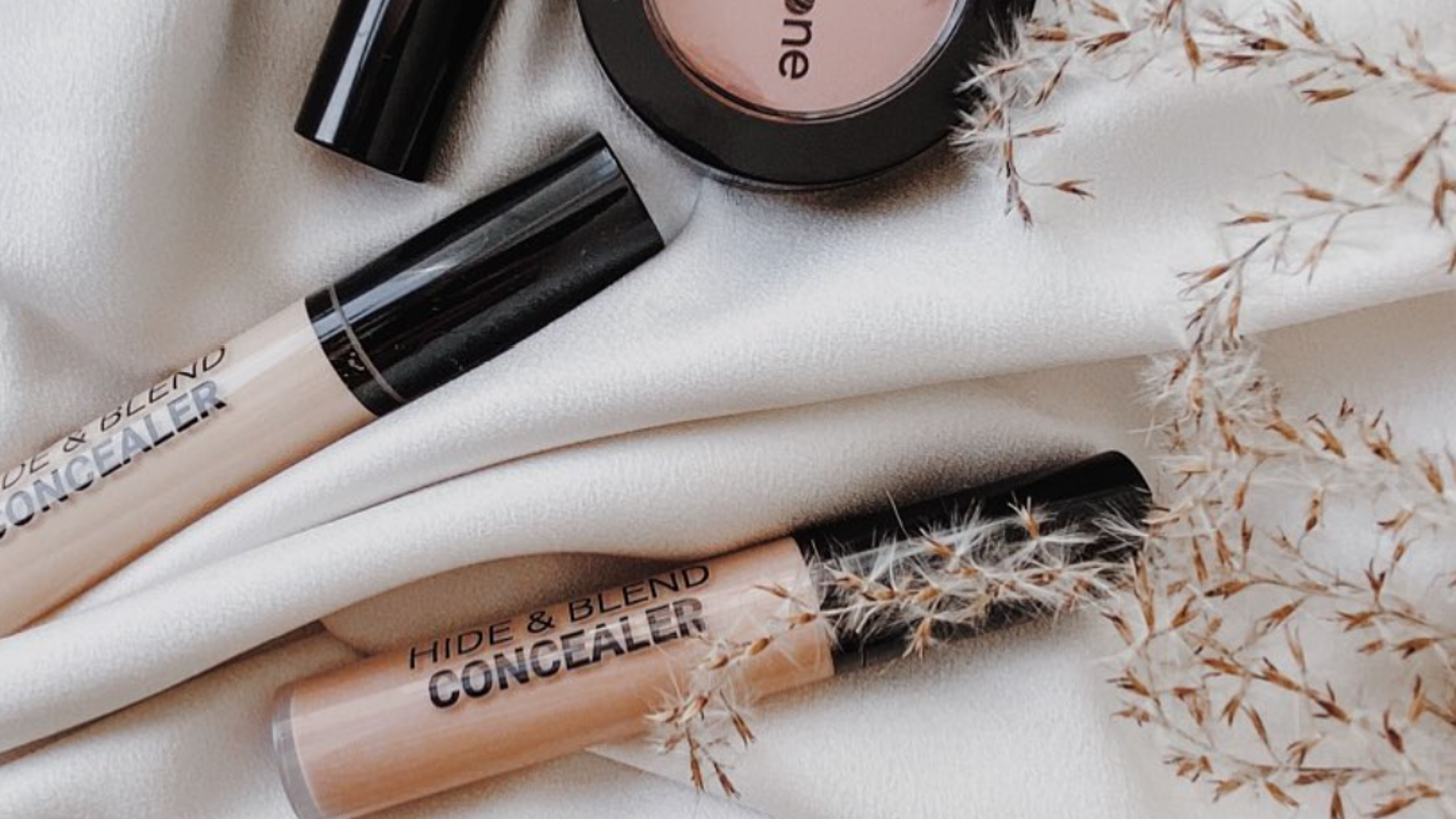 sandstone makeup